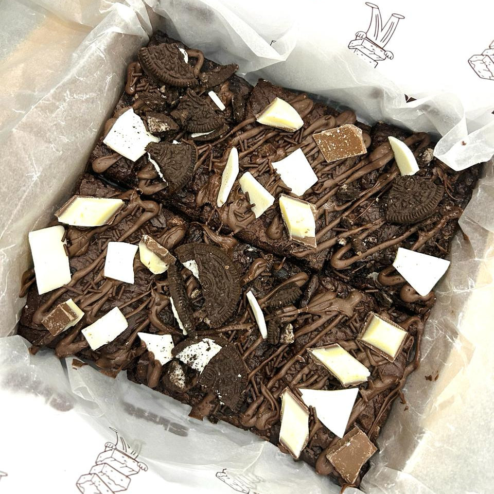 Big Boy Brownie Box – Mixed Flavours